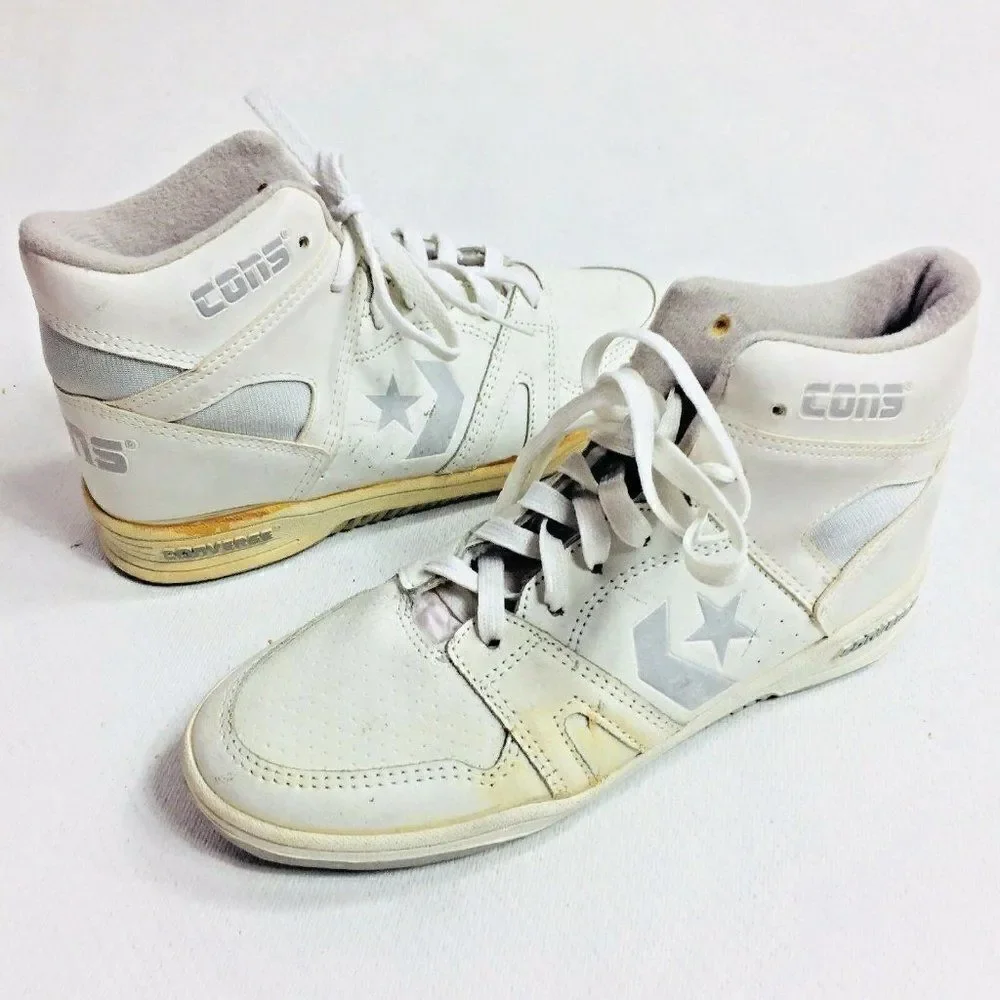 VINTAGE CONVERSE SHOES MENS SIZE 5 HI TOPS